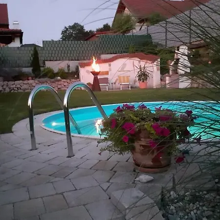 Casa Sol-rural Near Linz Apartment
